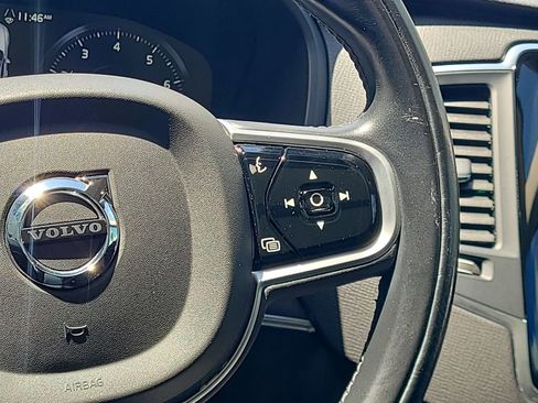 Used 2020 Volvo XC90 T5 Momentum w/ Protection Package Premier FWD image 22