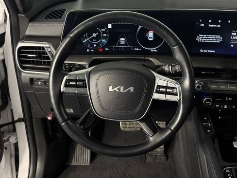 Used 2024 Kia Telluride SX Prestige X-Pro AWD/4WD image 14