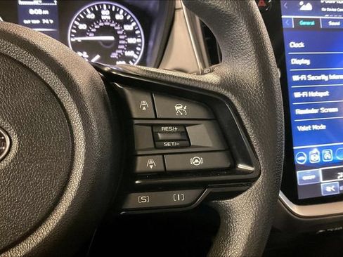 Used 2025 Subaru Crosstrek 2.5i Limited AWD/4WD image 19