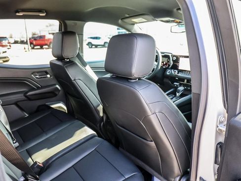 New 2026 GMC Canyon Elevation w/ Convenience Package RWD image 36