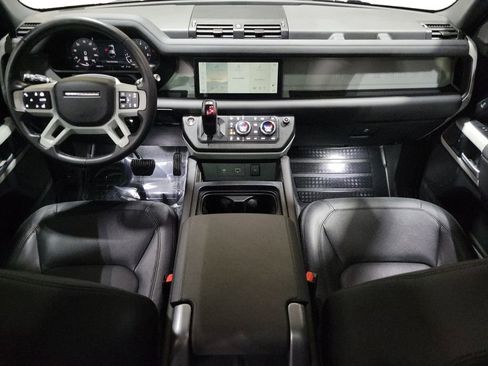 Used 2024 Land Rover Defender 110 S image 24