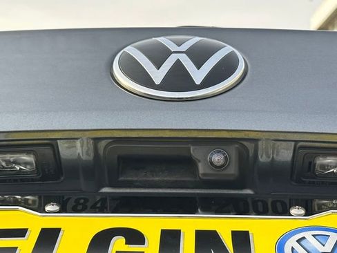 Used 2022 Volkswagen Taos SE image 18