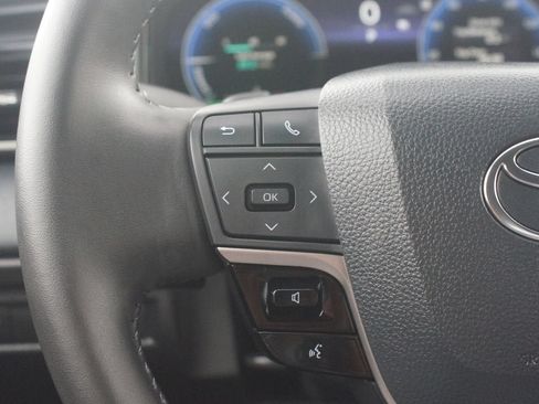 Certified 2025 Toyota Camry XSE FWD image 10