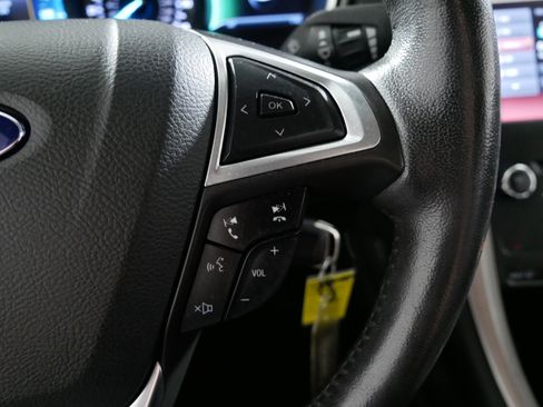 Used 2014 Ford Fusion SE w/ Equipment Group 202A image 28