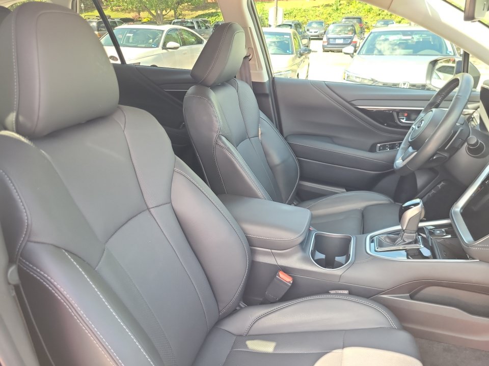 Used 2024 Subaru Outback Limited XT AWD/4WD image 32