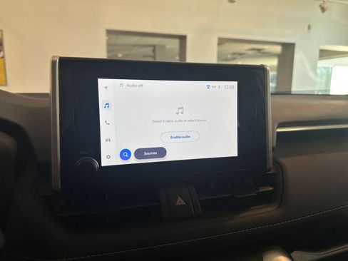 Used 2025 Toyota RAV4 LE image 21