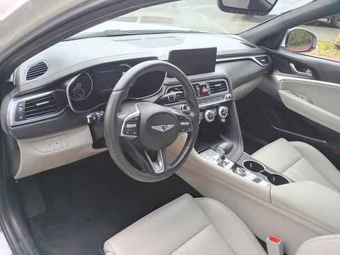 Used 2022 Genesis G70 2.0T image 21