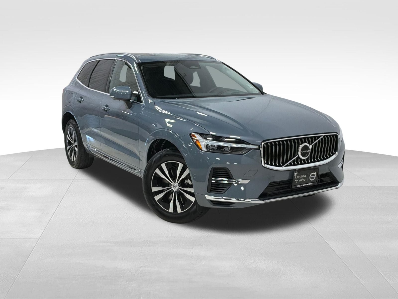 Certified 2022 Volvo XC60 T8 Inscription Expression AWD/4WD image 1