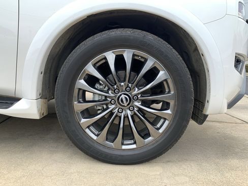 Used 2023 Nissan Armada Platinum w/ Captain's Chairs Package image 13