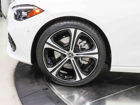 Used 2023 Mercedes-Benz C 300 Sedan image 9