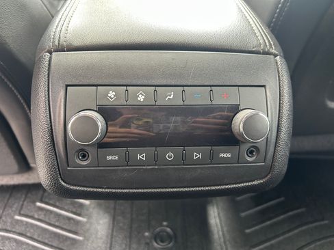 Used 2016 GMC Acadia SLT w/ Open Road Package AWD/4WD image 26