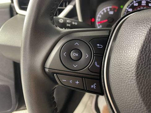 Used 2022 Toyota Corolla SE FWD image 12