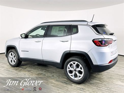 New 2026 Jeep Compass Latitude image 6