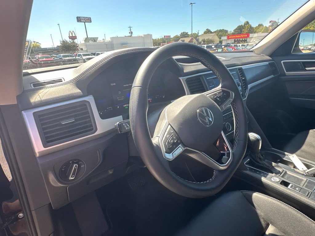 Used 2023 Volkswagen Atlas SE FWD image 18