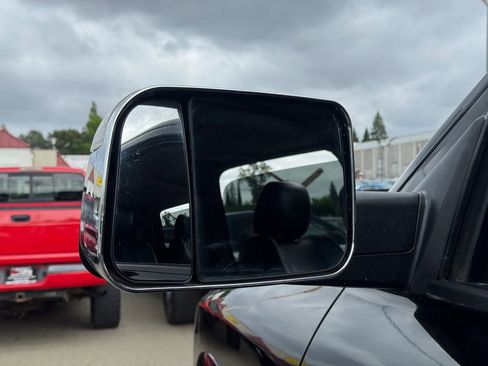 Used 2014 RAM 3500 Laramie w/ Black Appearance Group AWD/4WD image 10