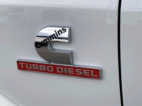 Used 2022 RAM 3500 Limited w/ Towing Technology Group image 13