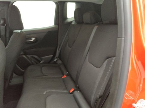 Used 2021 Jeep Renegade Sport image 18