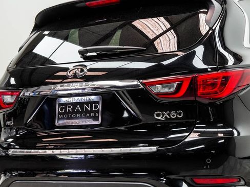 Used 2020 INFINITI QX60 Luxe w/ Essential Package image 13