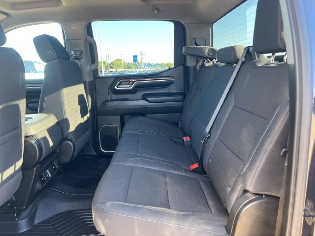 Certified 2024 Chevrolet Silverado 1500 LT AWD/4WD image 15