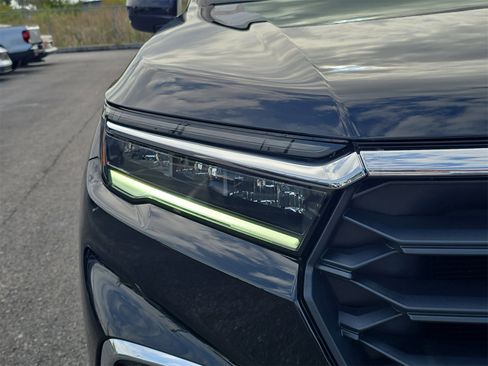 Certified 2025 Honda Pilot EX-L image 7