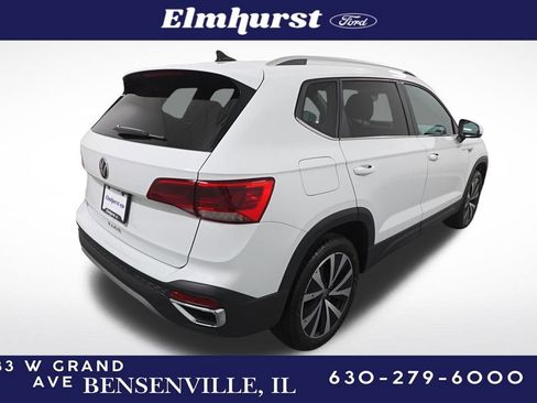 Used 2024 Volkswagen Taos SE image 5