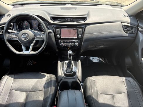 Used 2018 Nissan Rogue SL AWD/4WD image 16