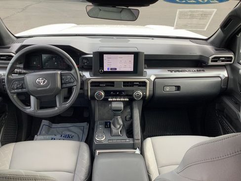 Used 2025 Toyota Tacoma SR5 image 6