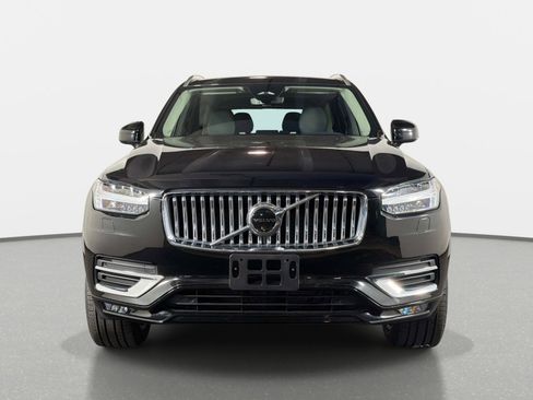 Used 2025 Volvo XC90 B6 Plus AWD/4WD image 8