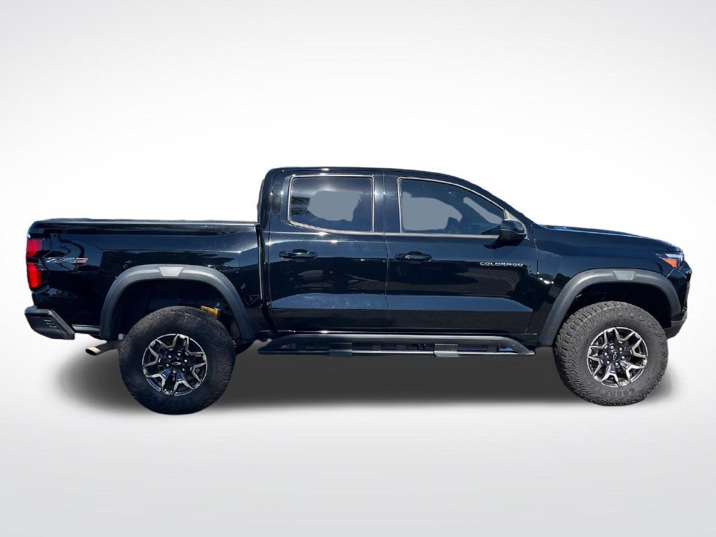 Used 2024 Chevrolet Colorado ZR2 w/ ZR2 Convenience Package III AWD/4WD image 6