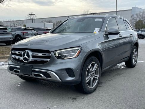 Used 2022 Mercedes-Benz GLC 300 w/ Premium Package Lite image 3