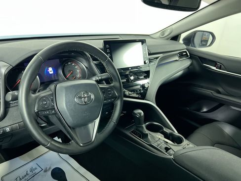 Used 2023 Toyota Camry XSE w/ Navigation Package image 27