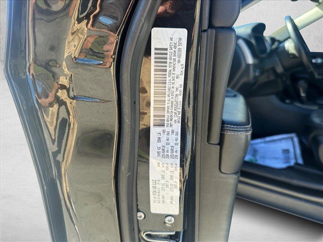 Used 2016 Jeep Cherokee Limited AWD/4WD image 29