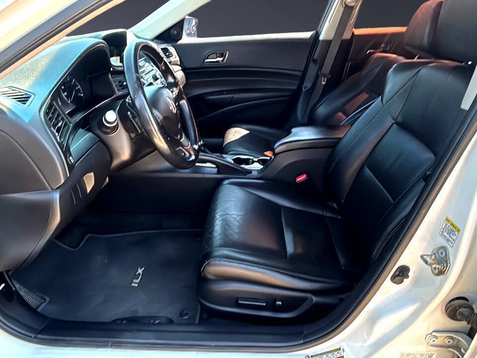 Used 2015 Acura ILX FWD image 8