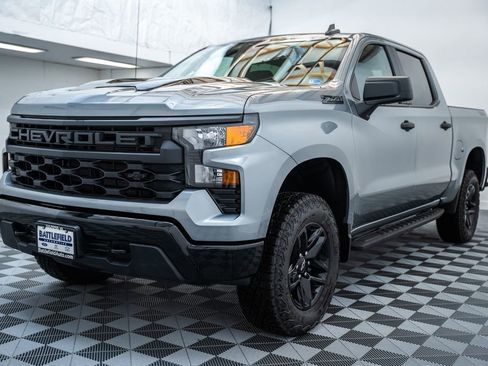 New 2026 Chevrolet Silverado 1500 Custom Trail Boss AWD/4WD image 3
