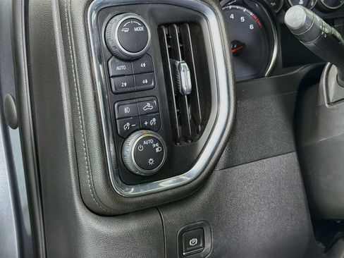 Used 2021 Chevrolet Silverado 1500 LT Trail Boss AWD/4WD image 13