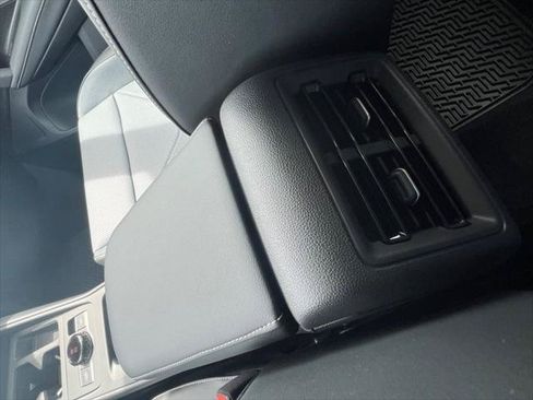New 2026 Volkswagen Tiguan SE R-Line AWD/4WD image 20
