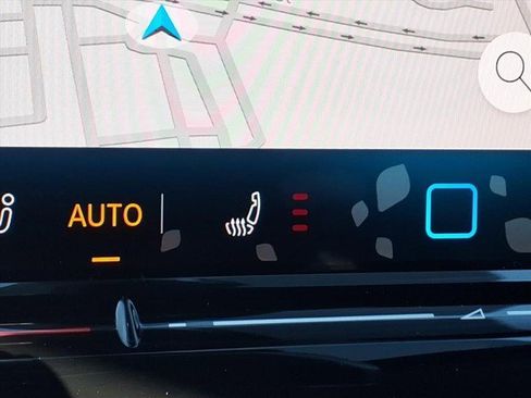 New 2025 Volkswagen ID.4 Pro image 16