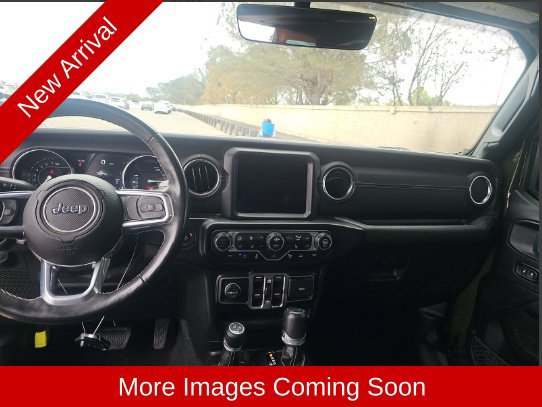 Used 2021 Jeep Wrangler Unlimited Sahara w/ Cold Weather Group AWD/4WD image 12