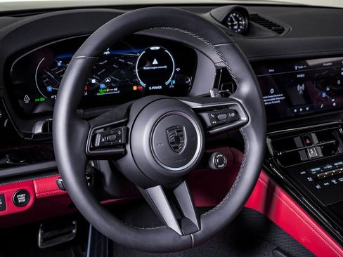 New 2026 Porsche Panamera Turbo image 18