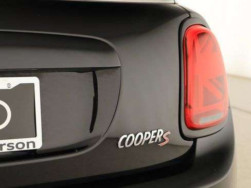 Used 2019 MINI Cooper S FWD image 29
