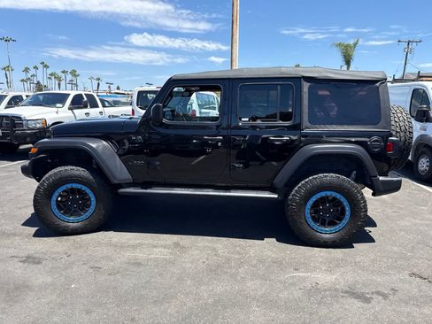 Used 2022 Jeep Wrangler Unlimited Sport AWD/4WD image 19