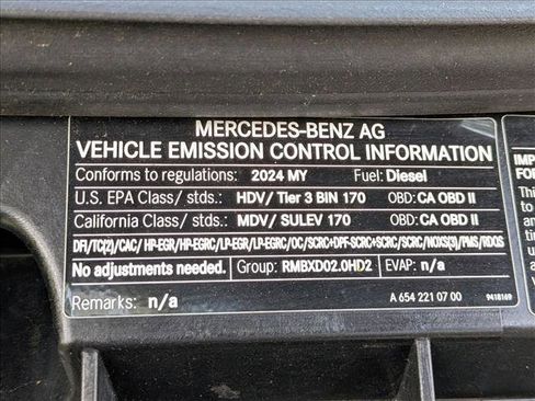 Used 2024 Mercedes-Benz Sprinter 2500 image 23