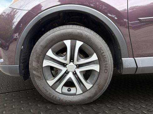 Used 2016 Toyota RAV4 LE AWD/4WD image 23