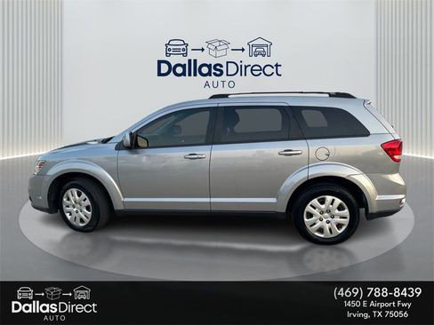 Used 2019 Dodge Journey SE image 9