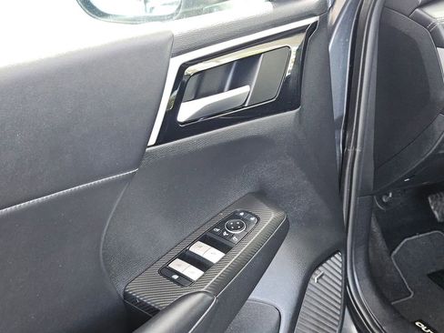 Used 2025 Mitsubishi Outlander SE AWD/4WD image 15