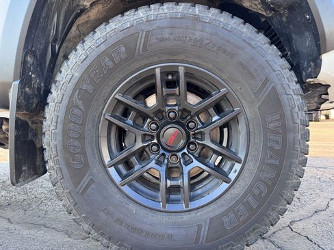 Used 2021 Toyota Tacoma TRD Pro image 39
