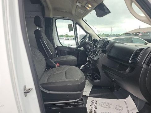 Used 2023 RAM ProMaster 2500 FWD image 14