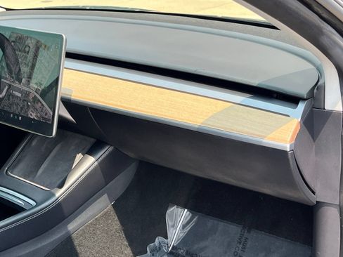 Used 2021 Tesla Model 3 Standard Range Plus RWD image 14