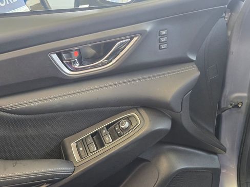 Used 2023 Subaru Ascent Limited image 9