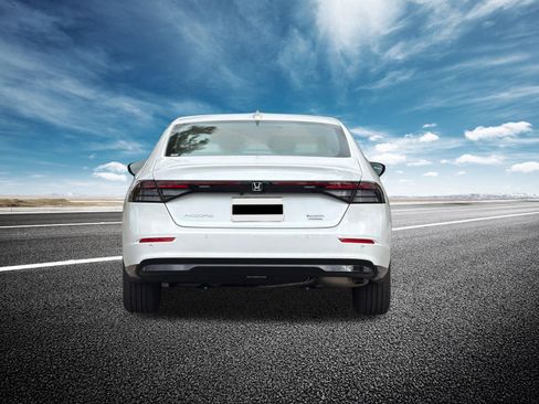 New 2026 Honda Accord Touring image 4